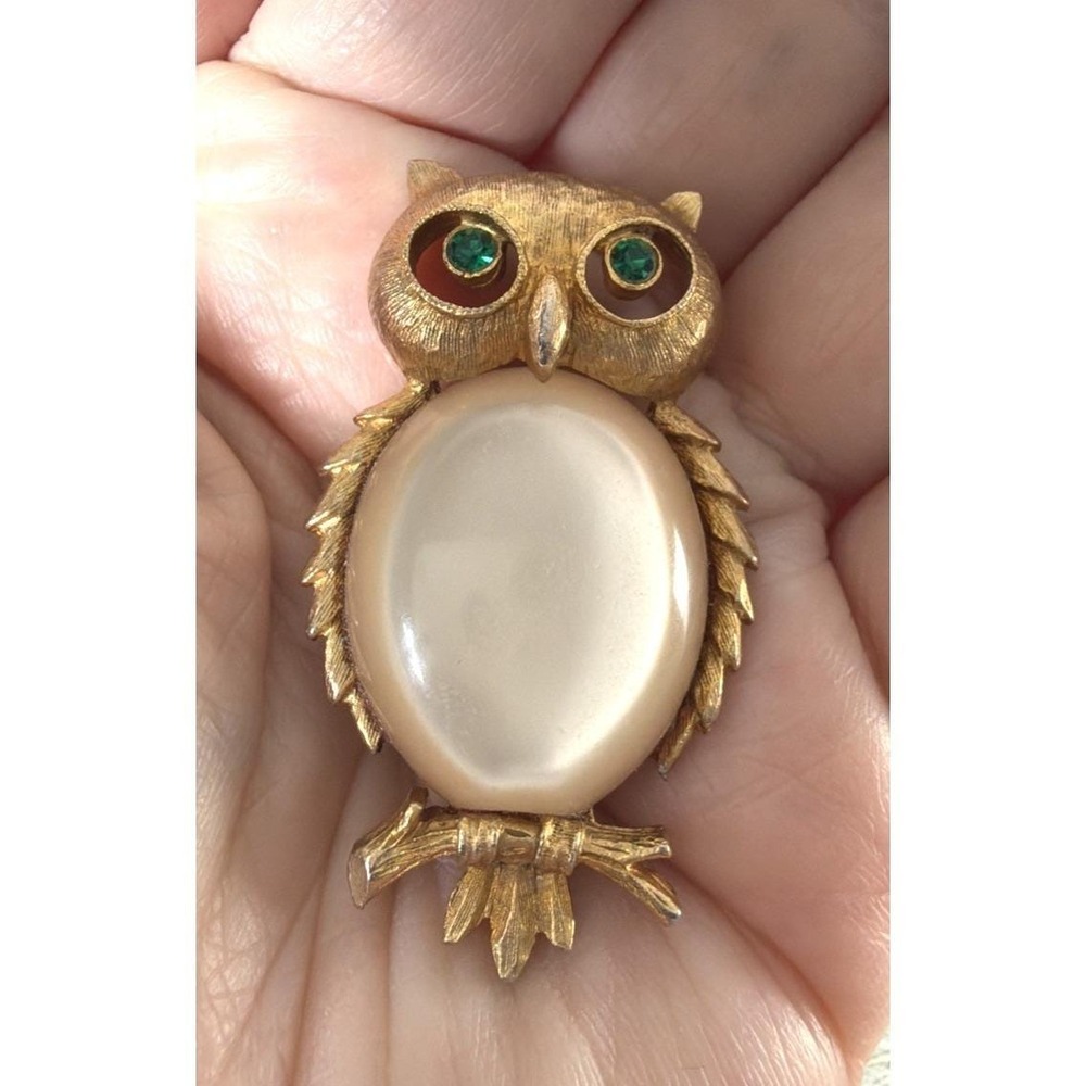Vintage JJ Jonette Owl Jelly Belly Brooch Green Glass Eyes Gold Tone Bird Pin
